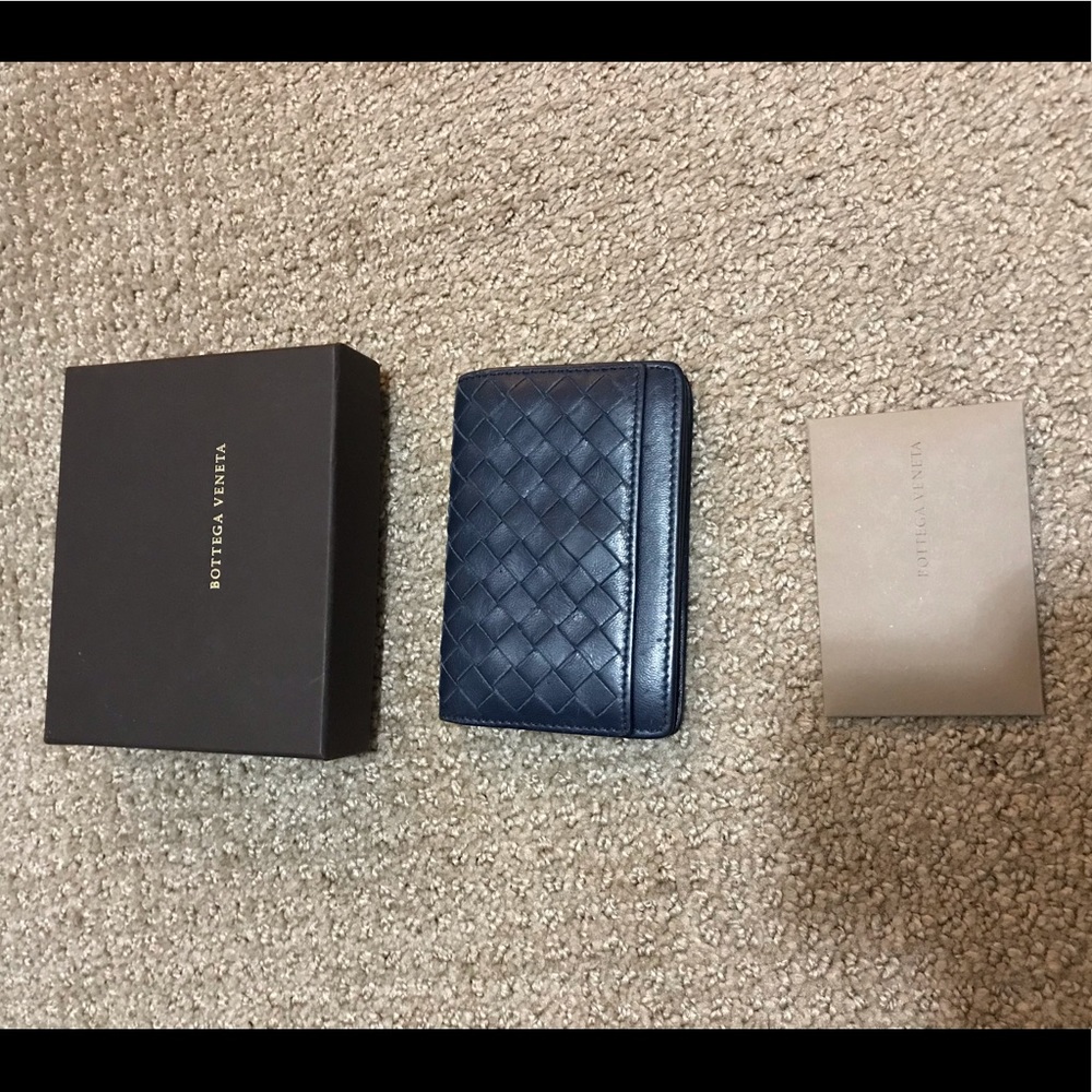 Bottega veneta Intrecciato Napa Flap Card case